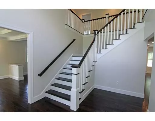 Littleton, MA 01460,5 Chestnut Lane