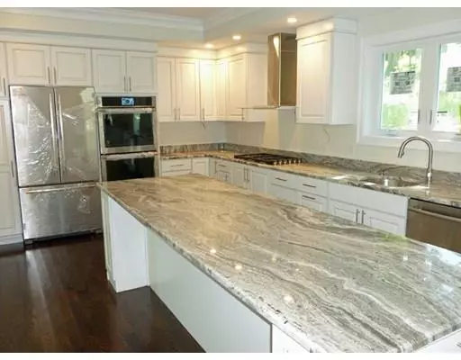 Littleton, MA 01460,5 Chestnut Lane