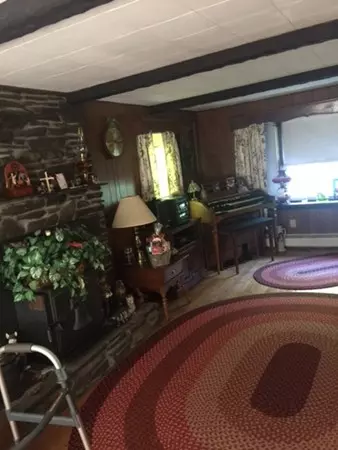 Worcester, MA 01603,14 Sherer Trail