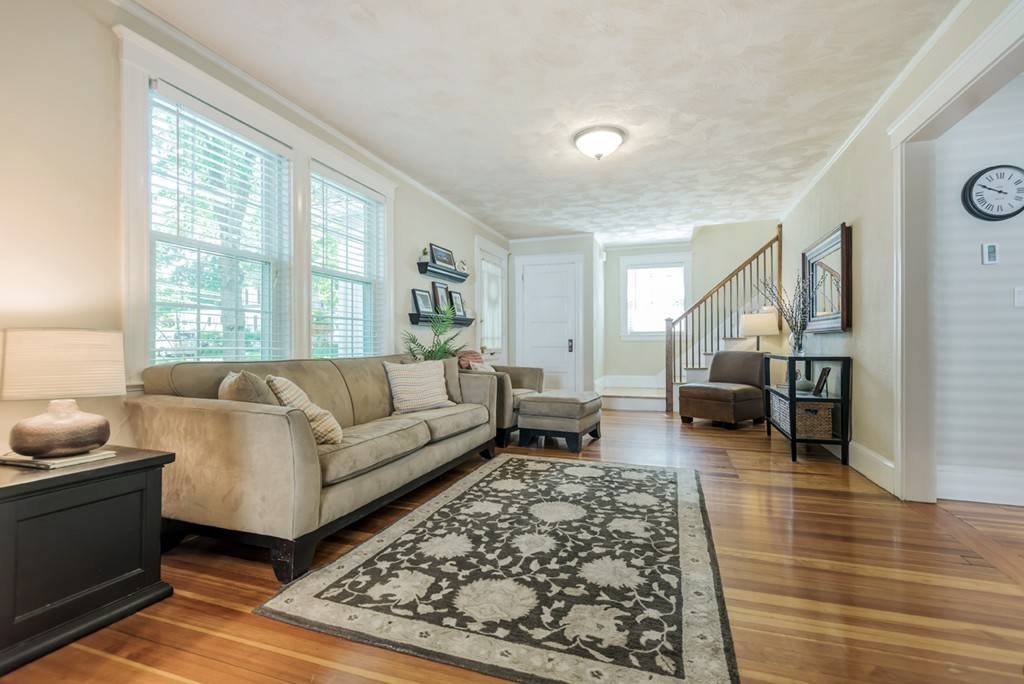 Andover, MA 01810,20 Enmore Street