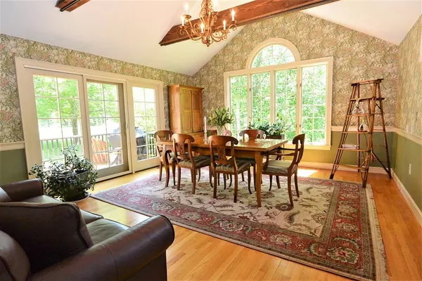 Bolton, MA 01740,3 Kettle Hole Rd