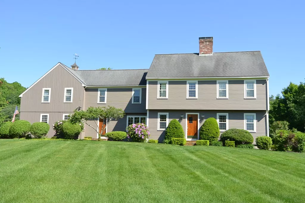 Bolton, MA 01740,3 Kettle Hole Rd