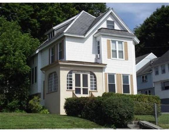 743 Bridge Street, Lowell, MA 01850