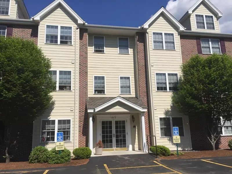 24 Eagle Dr #24, Tewksbury, MA 01876