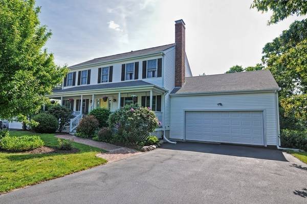 North Attleboro, MA 02760,132 White Oak Way