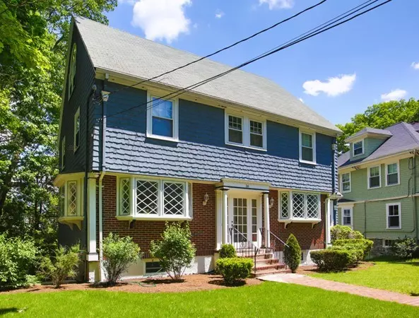 36 Rockledge Rd, Newton, MA 02461