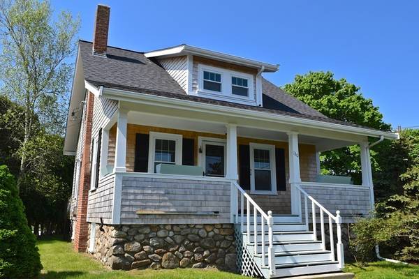 130 Rockland St, Dartmouth, MA 02748