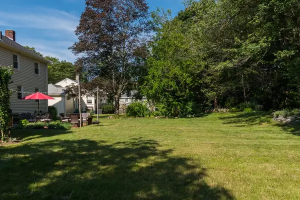 Milton, MA 02186,50 Badger Circle