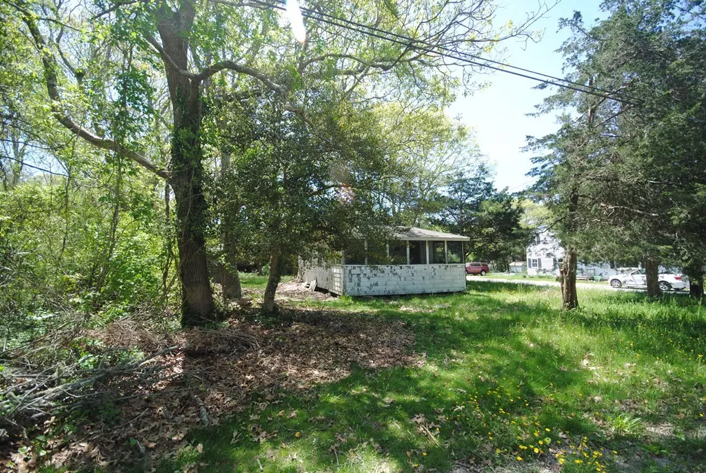 Fairhaven, MA 02719,21 Little Neck Rd