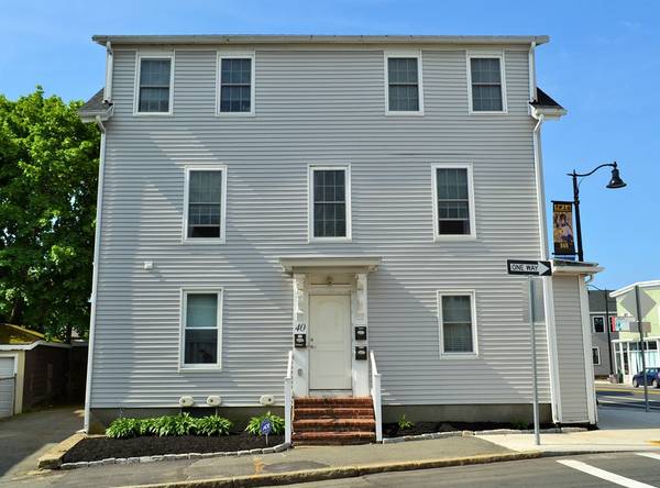 Beverly, MA 01915,40 West Dane St #3