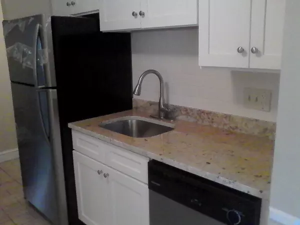 269 Lake St #5, Weymouth, MA 02189