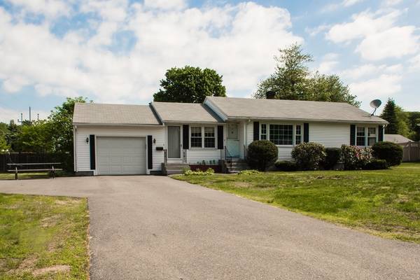 12 Alice Ave, Fitchburg, MA 01420