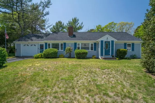 94 Captain York Rd, Yarmouth, MA 02664