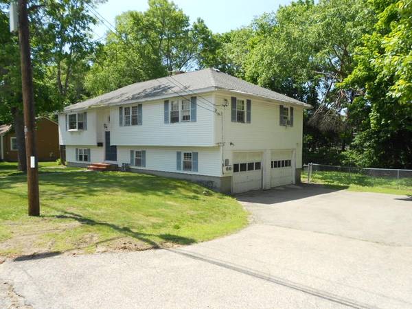 North Andover, MA 01845,35-37 May St