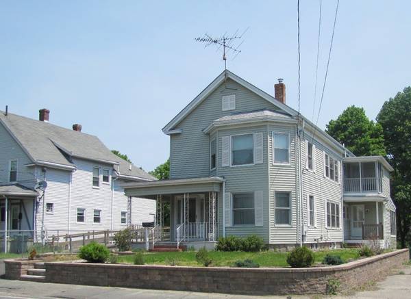 10 Linwood St, Holbrook, MA 02343