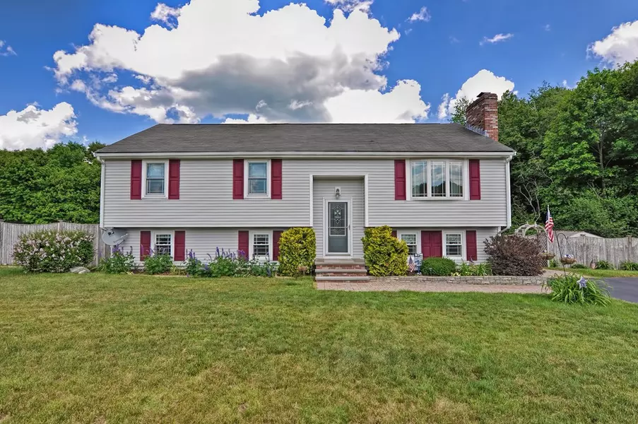 136 Highland Ave, Mansfield, MA 02048