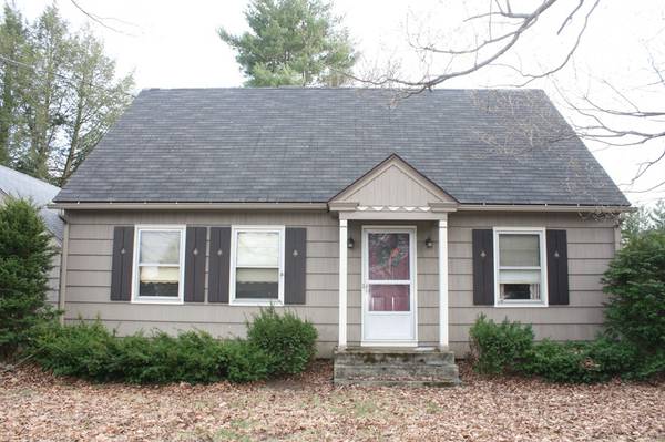 12 Holland Ave, Greenfield, MA 01301