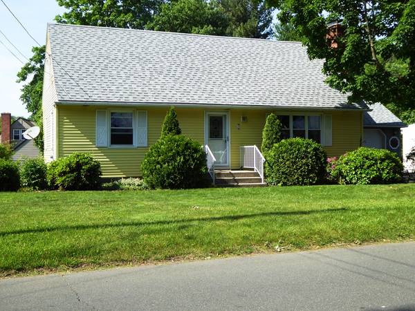 8 Cedar Hill Rd, East Longmeadow, MA 01028