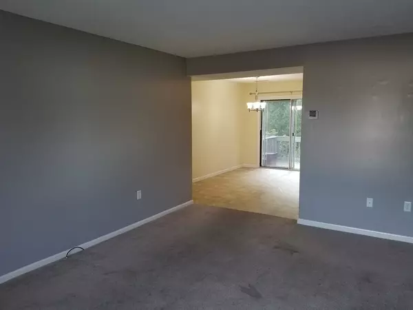 Haverhill, MA 01832,45 Kathy Dr #45
