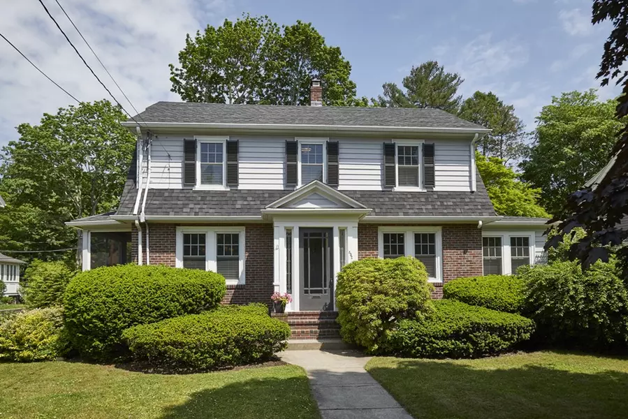 832 Webster St, Needham, MA 02492