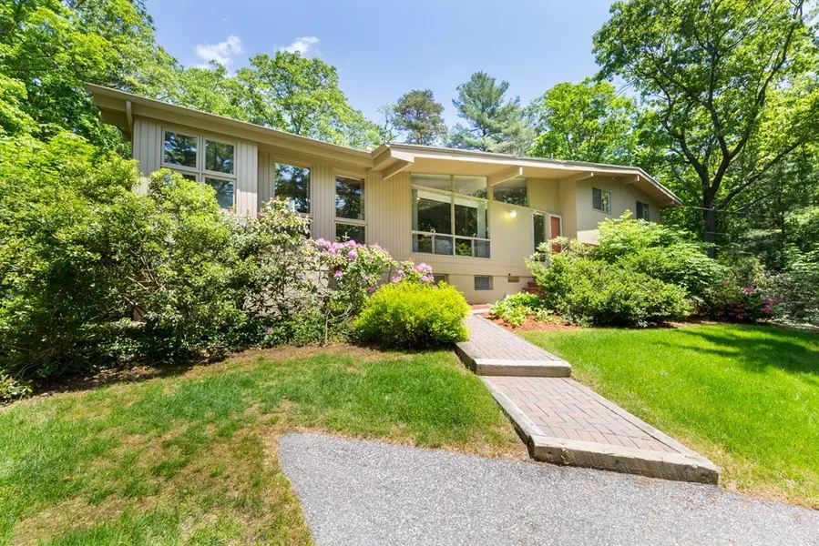 25 Partridge Rd, Lexington, MA 02420