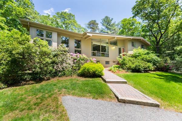 25 Partridge Rd, Lexington, MA 02420