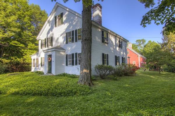 933 Great Pond Rd, North Andover, MA 01845