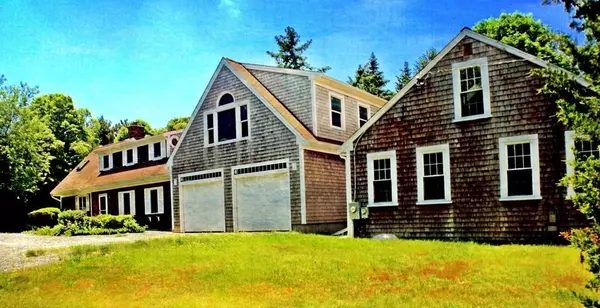 Brewster, MA 02631,424 & 426 Main St