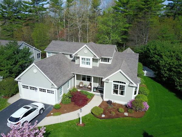 9 Bridlefield Lane, Medfield, MA 02052