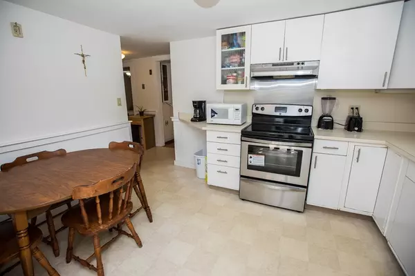 Lexington, MA 02421,11 Hibbert