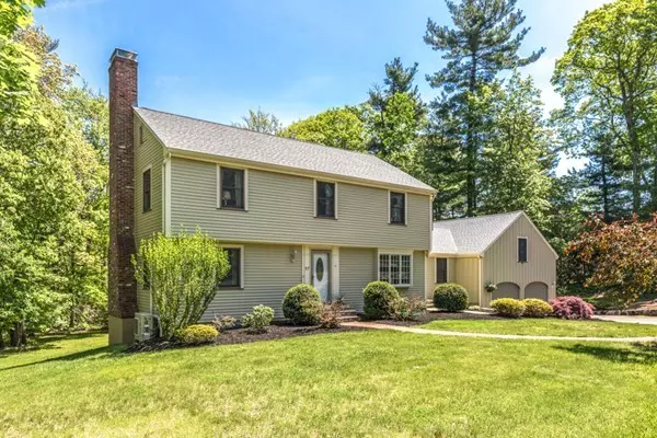 17 Edgemere Road, Lynnfield, MA 01940