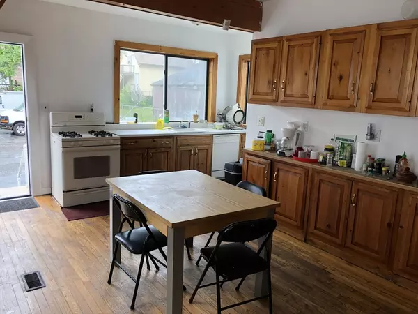 Everett, MA 02149,149 Vernal St