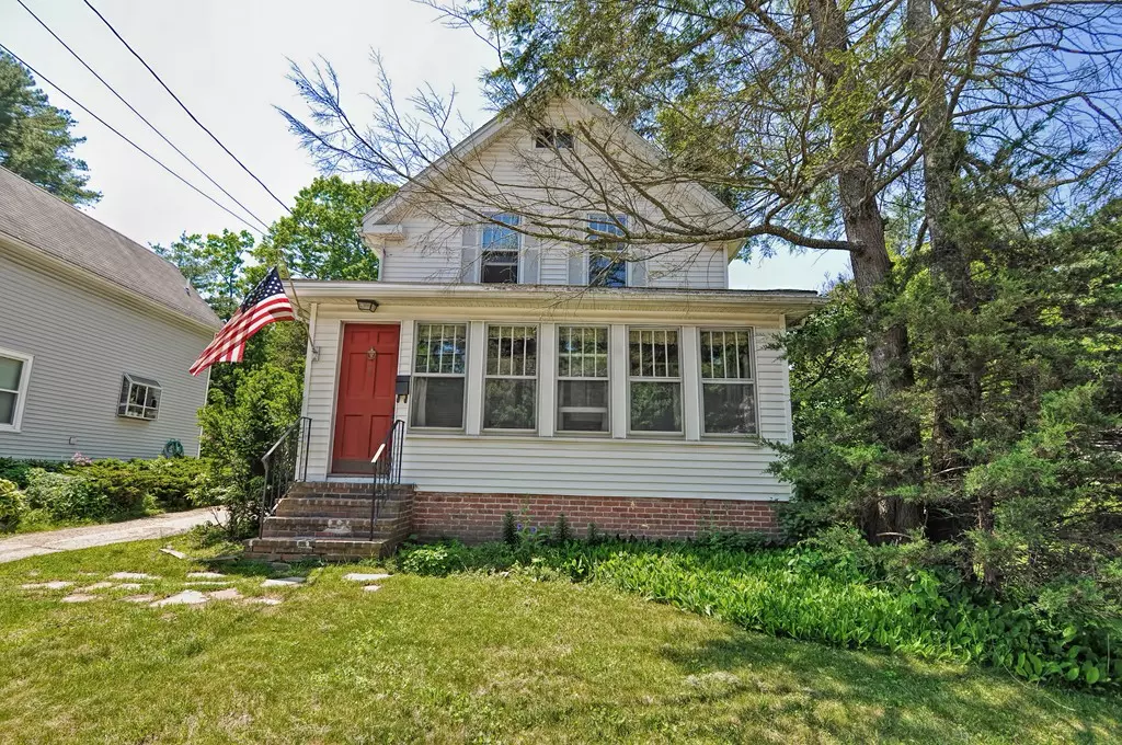 Franklin, MA 02038,290 West Central St