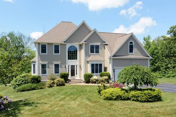 9 Waterville Ln, Shrewsbury, MA 01545