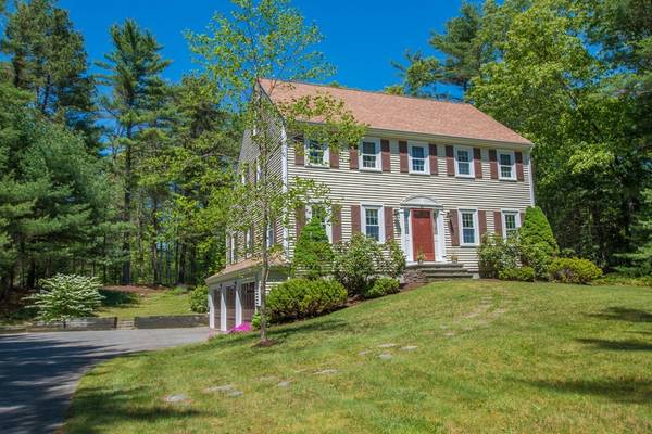 49 Deer Hill Lane, Carver, MA 02330