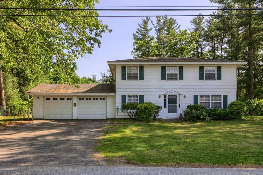 8 Judith Rd, Chelmsford, MA 01824