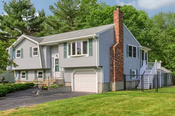 25 Redgate Rd, Tewksbury, MA 01876