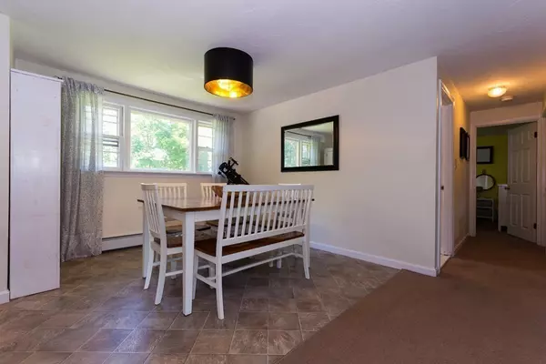 Waltham, MA 02453,154 Ravenswood Rd