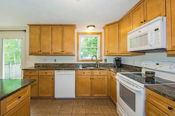 Billerica, MA 01821,29 Rexhame St