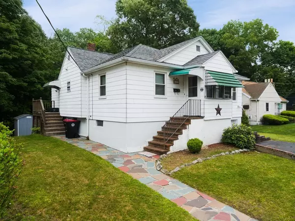 22 Wheeler Ave, Brockton, MA 02301