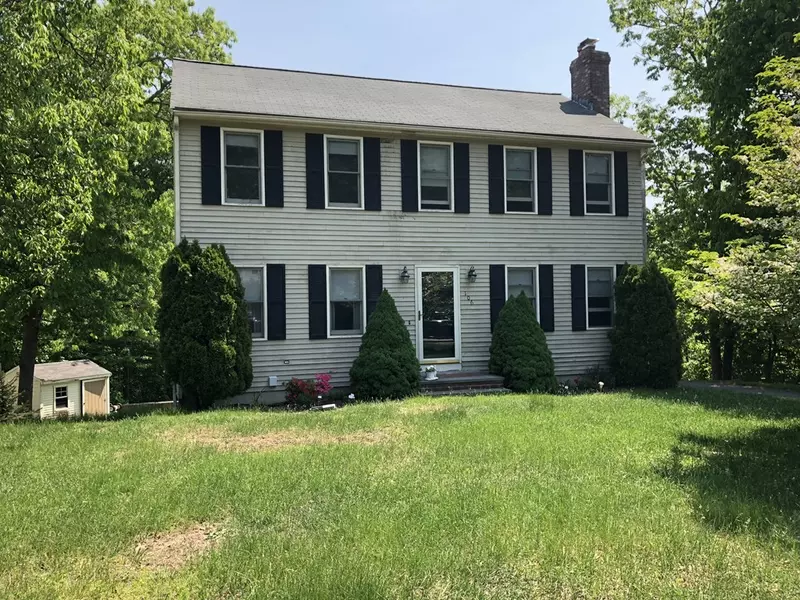 106 Laurelwood Dr, North Attleboro, MA 02760