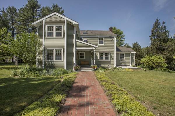 337 Wood St, Middleboro, MA 02346