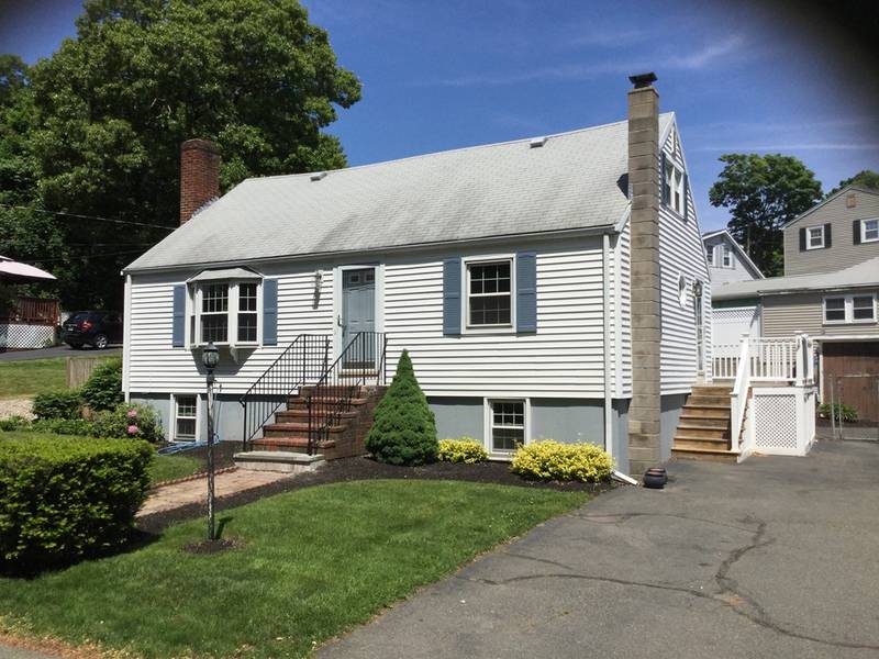 33 Waban St, Saugus, MA 01906