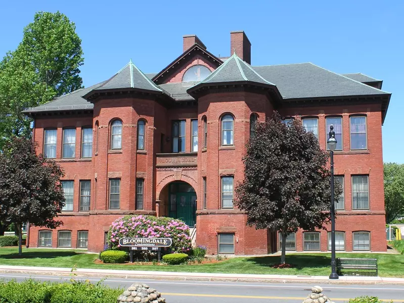 321 Plantation St #201, Worcester, MA 01604