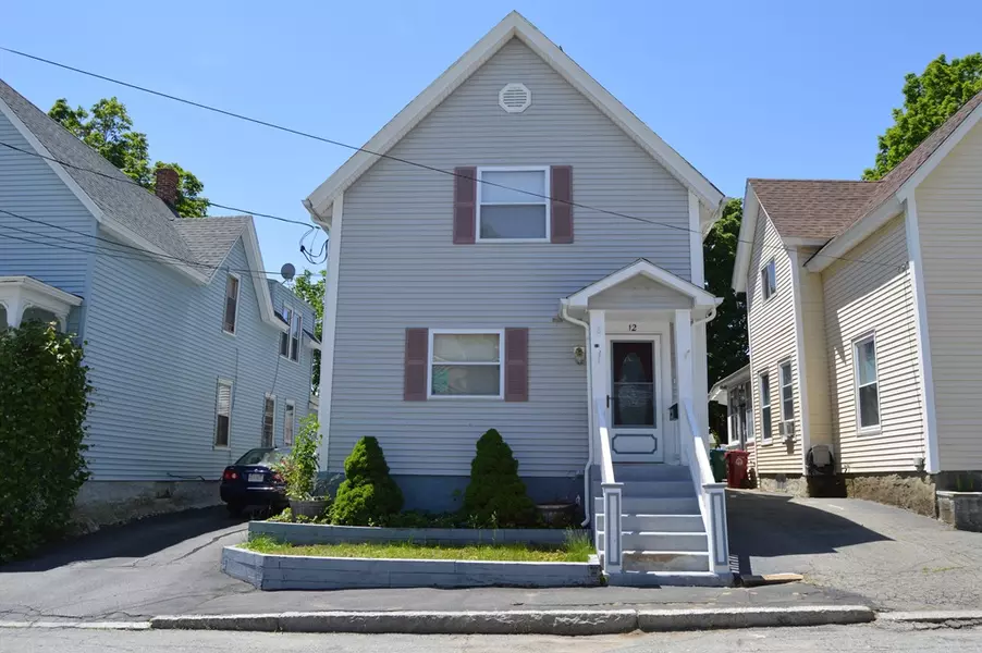 12 Robert St, Lowell, MA 01854