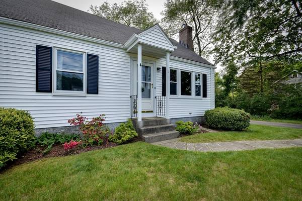 11 Green St, Natick, MA 01760