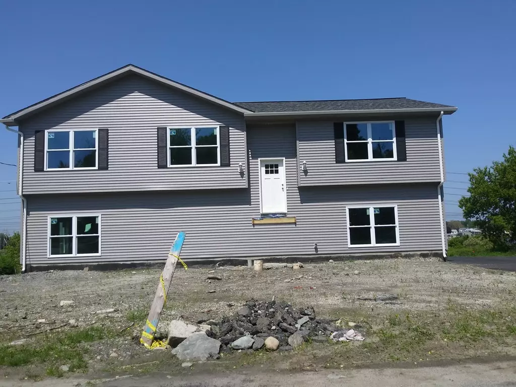 Somerset, MA 02726,1 Hamilton Street