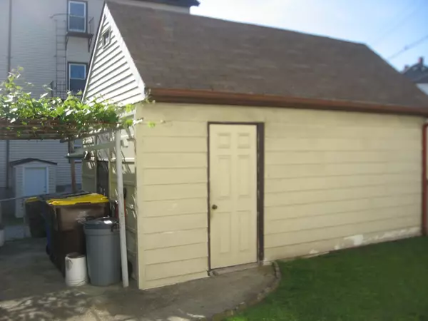 Fall River, MA 02724,789 Dwelly St