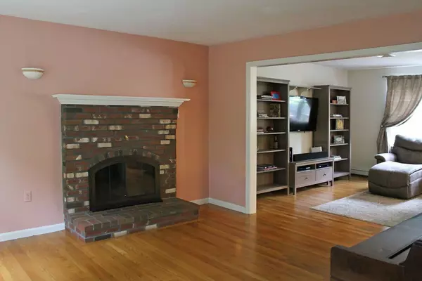 Abington, MA 02351,35 Carmen Lane