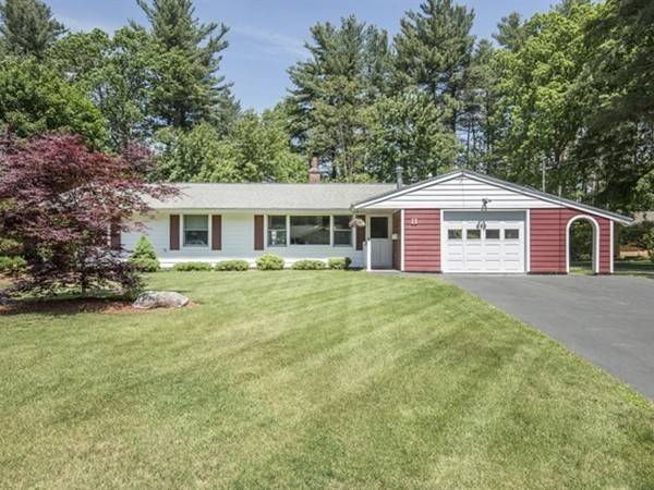 11 Clarissa Rd, Chelmsford, MA 01824